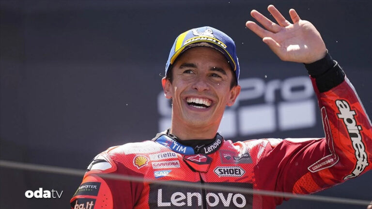 ispanyol-pilot-motogpde-ust-uste-7-kez-sampiyon-EygVECM5.jpg